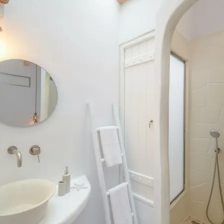 Apartment Smirida *