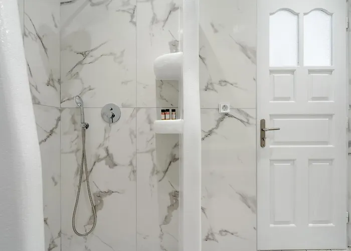 Smirida アパート *