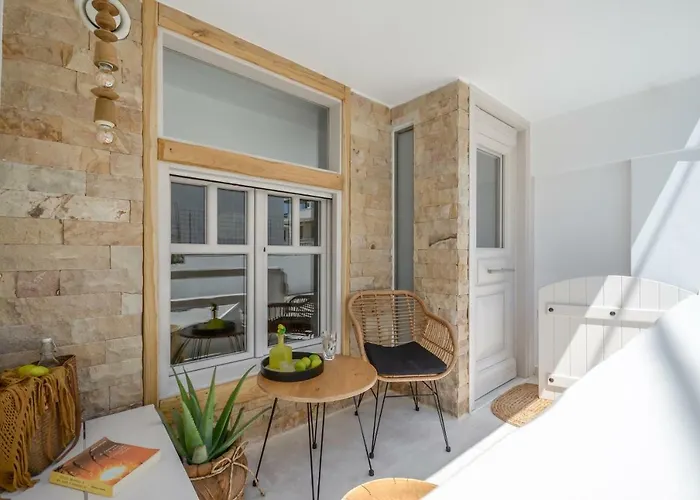 Smirida アパート