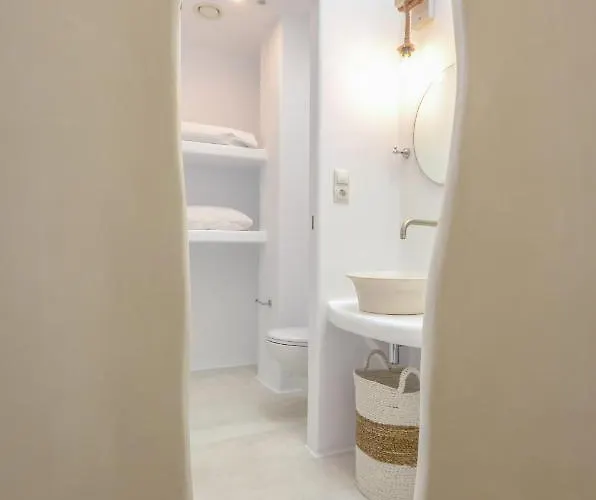 アパート Smirida