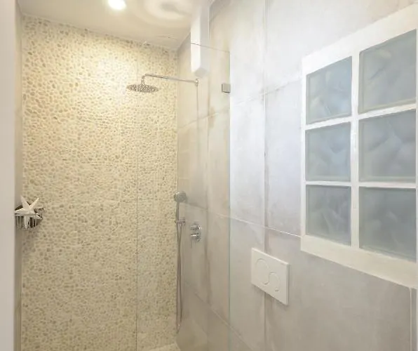 Smirida アパート *